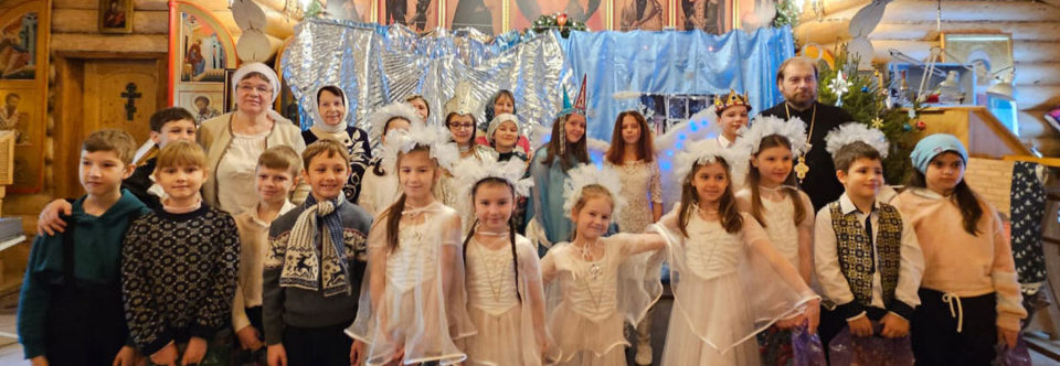 Спектакль «Снежная королева» — подарок взрослым и детям в честь Рождества Христова!