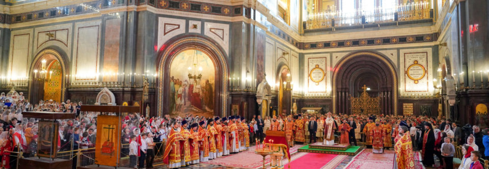 Патриаршая Литургия в Храме Христа Спасителя